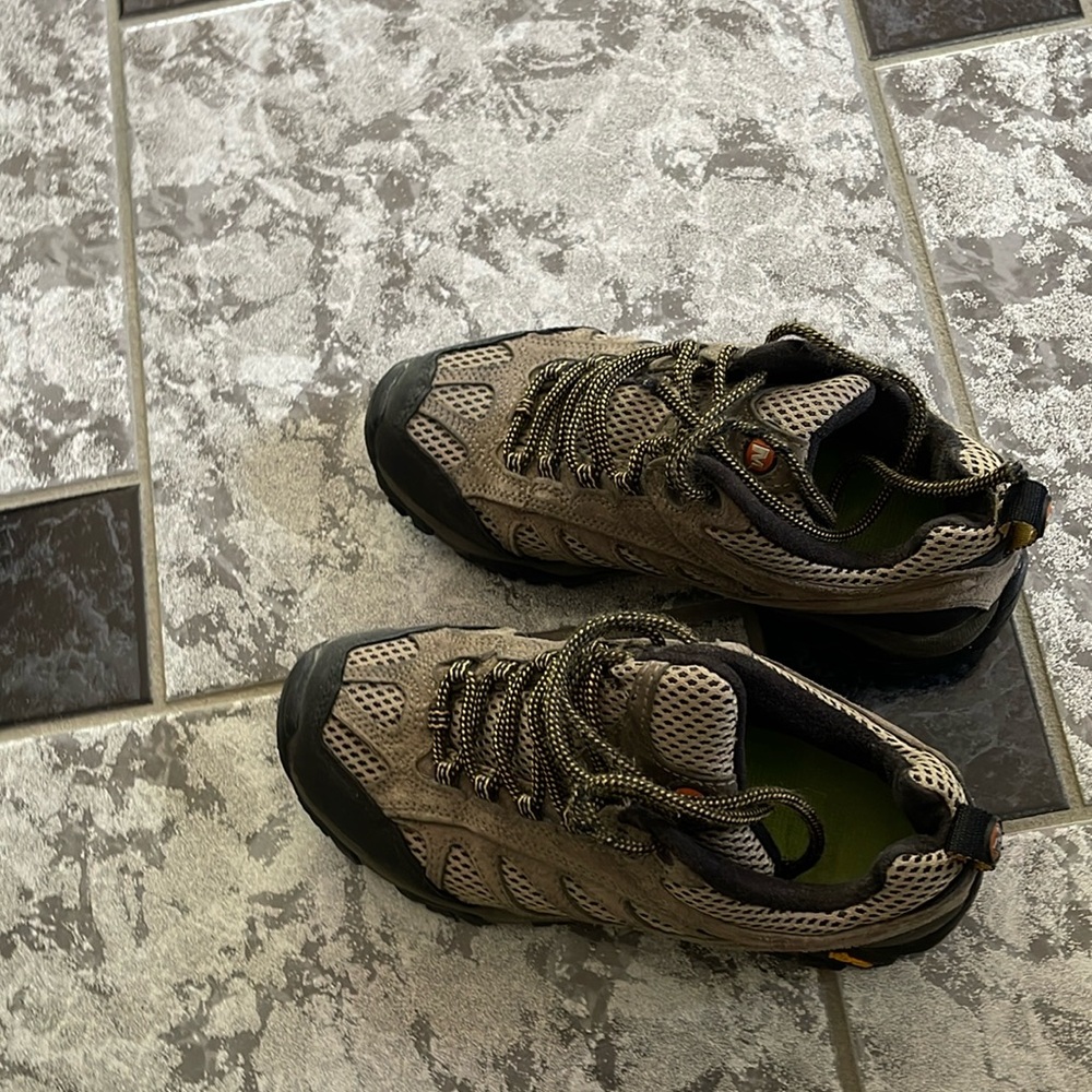 Women’s sneakers, Merrell
